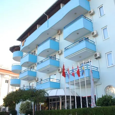 Risus Otel 2*