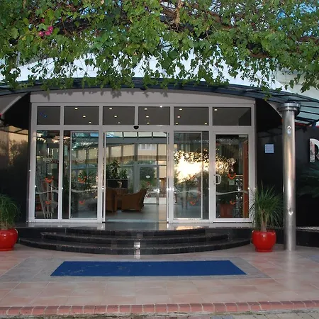 Otel Risus